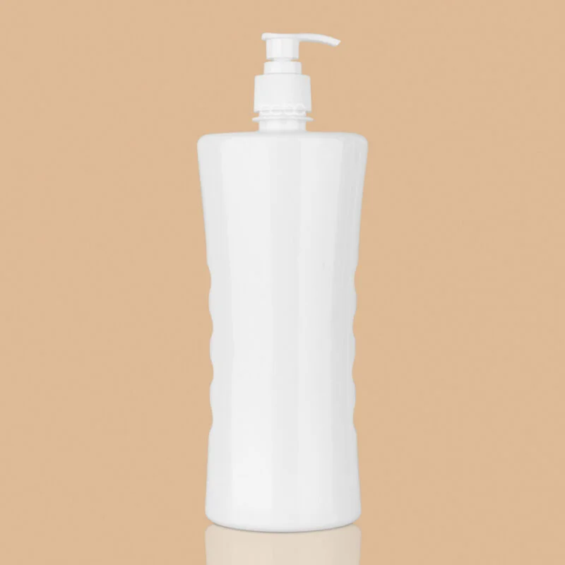 cyl-curvy-1000ml-28-NECK_white-with-white-pump_-800x800